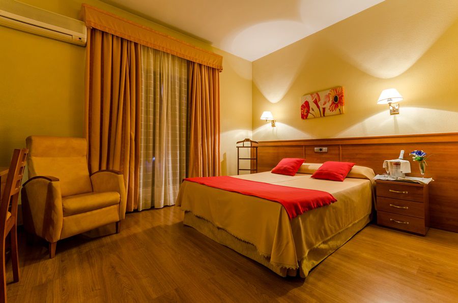 Hotel Zodiaco Bailén Dış mekan fotoğraf