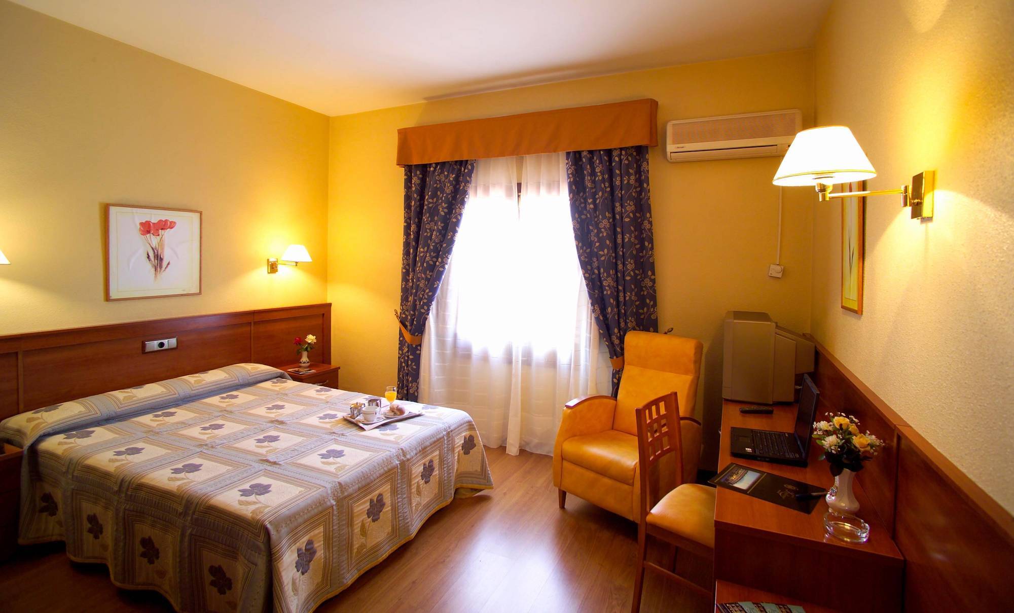 Hotel Zodiaco Bailén Oda fotoğraf
