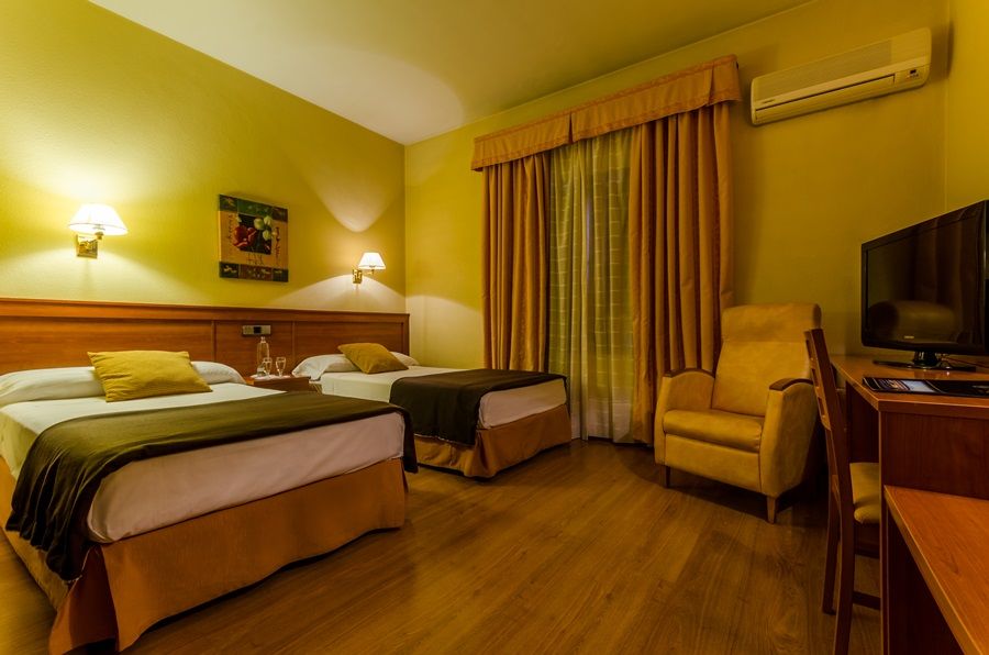 Hotel Zodiaco Bailén Dış mekan fotoğraf